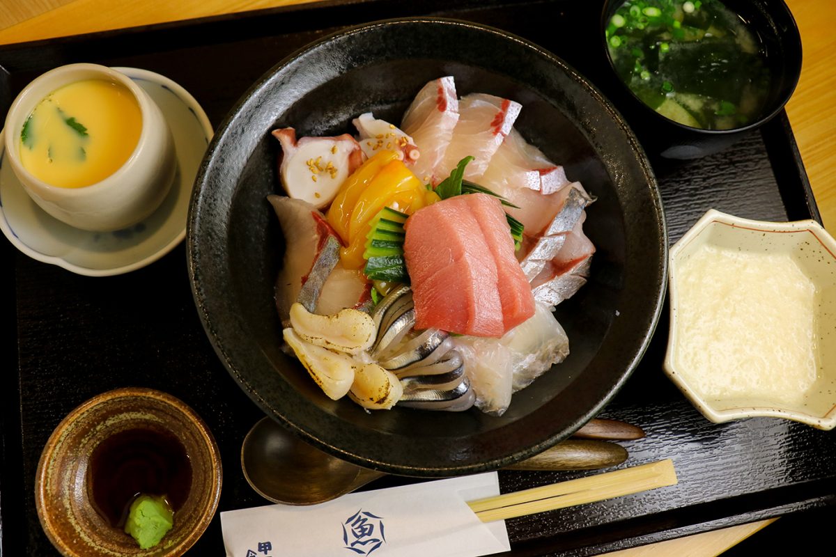 一番人気の「長崎海鮮丼」（1800円）